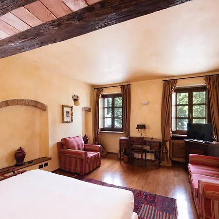 Casa Pavesi فندق جرينزاني كافور