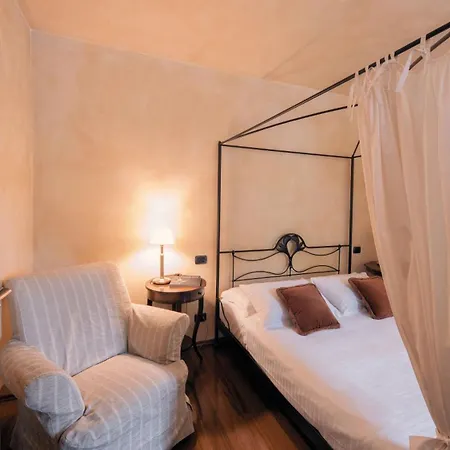 Casa Pavesi Grinzane Cavour