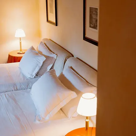 Casa Pavesi 4* جرينزاني كافور