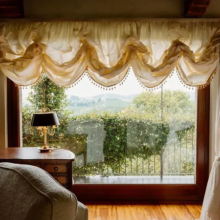 Casa Pavesi 4* Grinzane Cavour