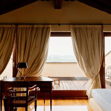 Hotell Casa Pavesi Grinzane Cavour