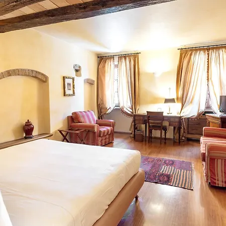 Casa Pavesi Hotel