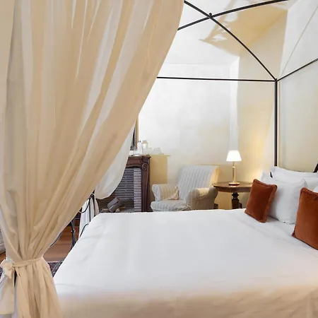 Casa Pavesi Hotell 4*