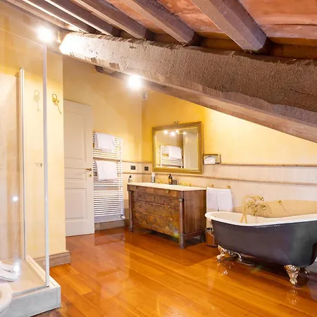 Casa Pavesi 4* Grinzane Cavour