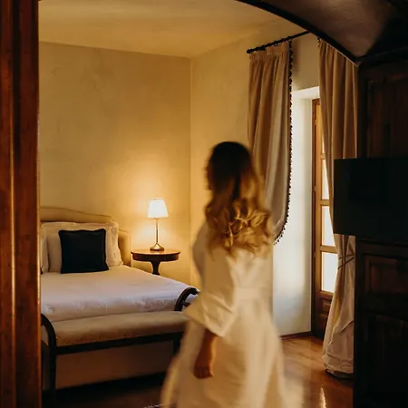 Casa Pavesi Hotel 4*